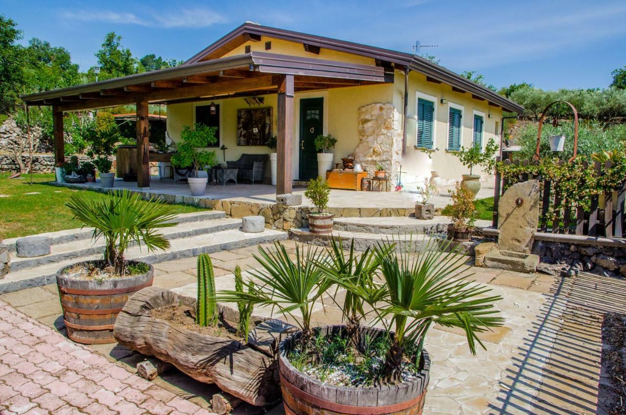 B&B Etna Ranch Piedimonte Etneo Exterior photo